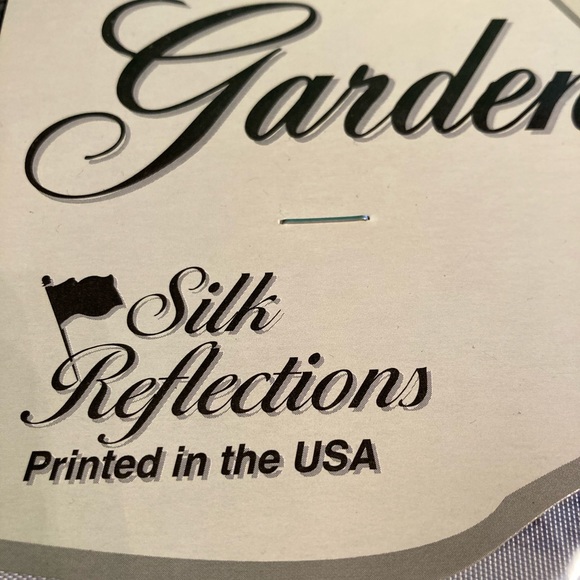 Santa carrying toys bag 100% all weather polyester new package printed in USA - Picture 5 of 7